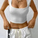 Deluxerie Top Crop Fuenta