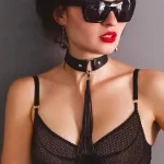İçgiyimist Siyah Fantezi Seksi Deri Harness Püsküllü Boyun Aksesuarı Choker FH1081
