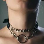 Siyah Fantezi Seksi Zincir ve Halka Detaylı Deri Harness Boyun Aksesuarı Choker PHF8002