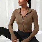Kahverengi Şık Başparmak Geçmeli Uzun Kollu Fermuarlı Dik Yaka Sportif Crop Bluz IM-5030