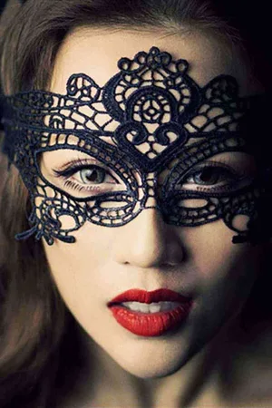 Deluxerie Sexy Masker Juniper