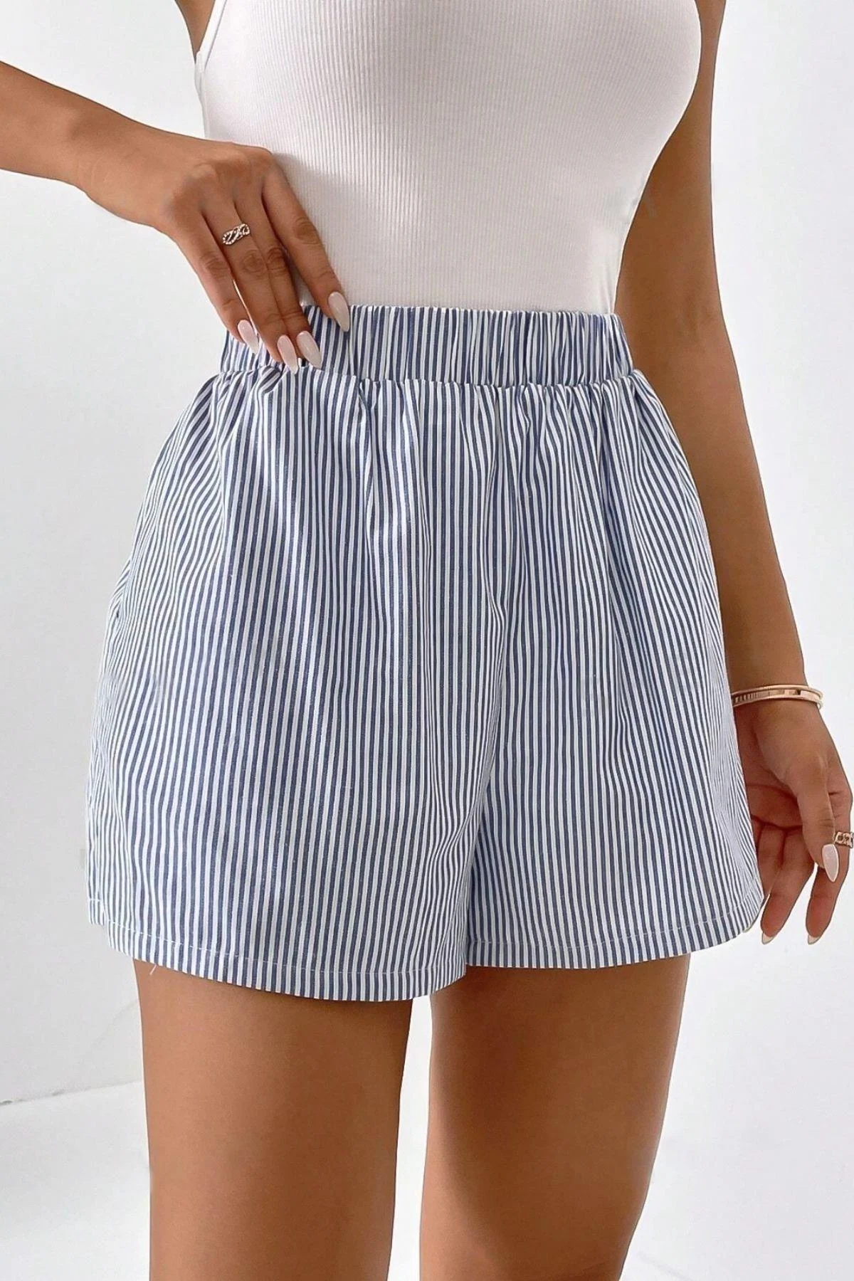 Deluxerie Short Aponi Deluxerie Short Aponi